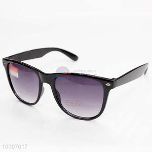 Promotional PC <em>Sunglasses</em>