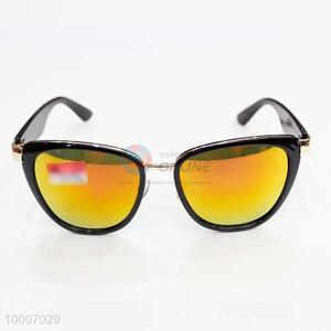 Hot sale beach <em>Sunglasses</em>