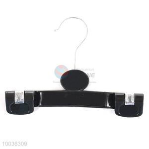 19.5*13CM New Design Black Plastic Hanger, Clothes Rack with Clips