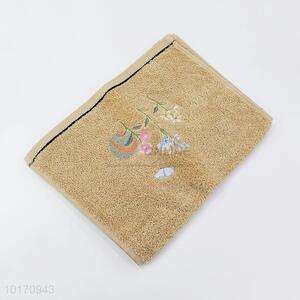 China Factory 100% Cotton Bath Towels with Embroidered Flowers