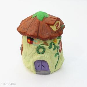 Low price cool cartoon house shape money box