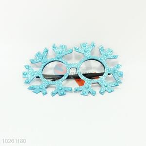 Round Shaped with Snowflake Decoration Glasses