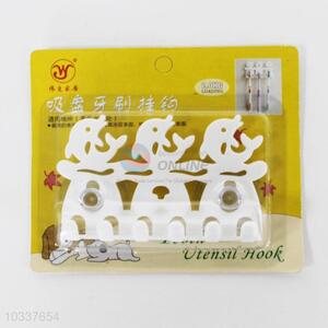 Wholesale plastic hook with good quality