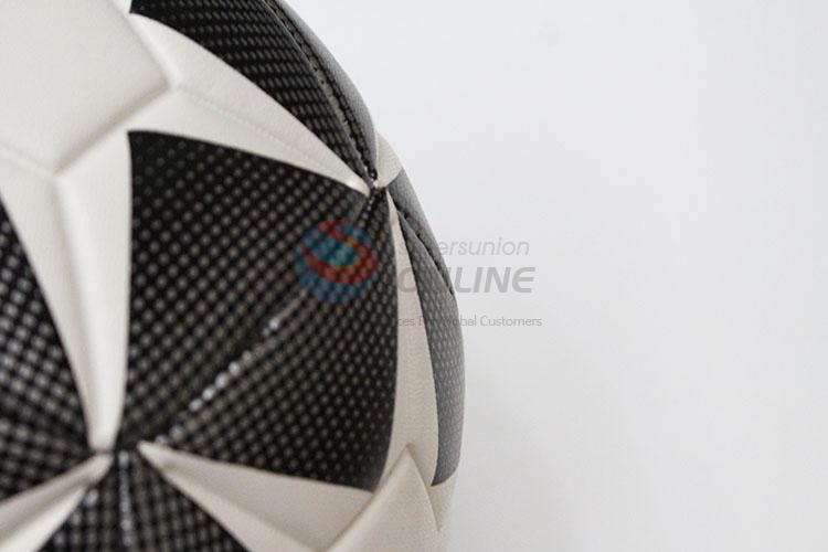 High Quality PU Soccer Football with Line Bladder