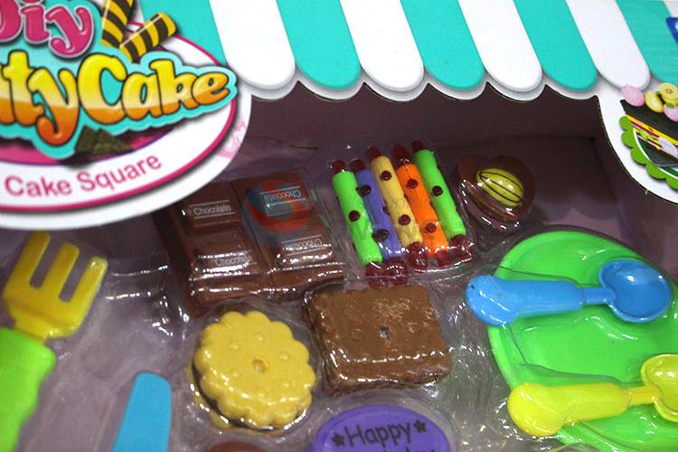 Cheap high quality cake model toy