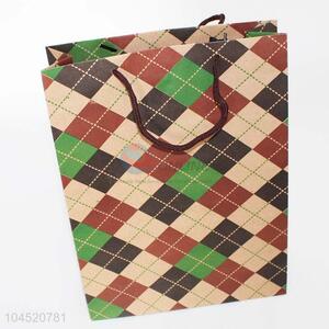 Nice classic cheap plaid printed paper gift bag