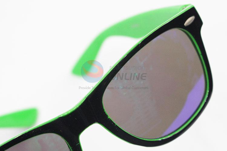 Cheap Plastic Green Sport Sunglasses