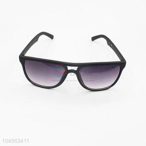 Factory directly sports black sunglass