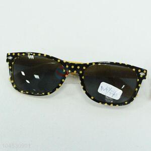 Factory Supply Plastic Sun Glasses for Sale