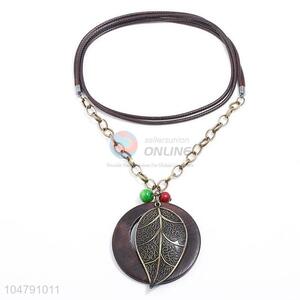 Fancy cheap vintage alloy pendant wooden necklaces