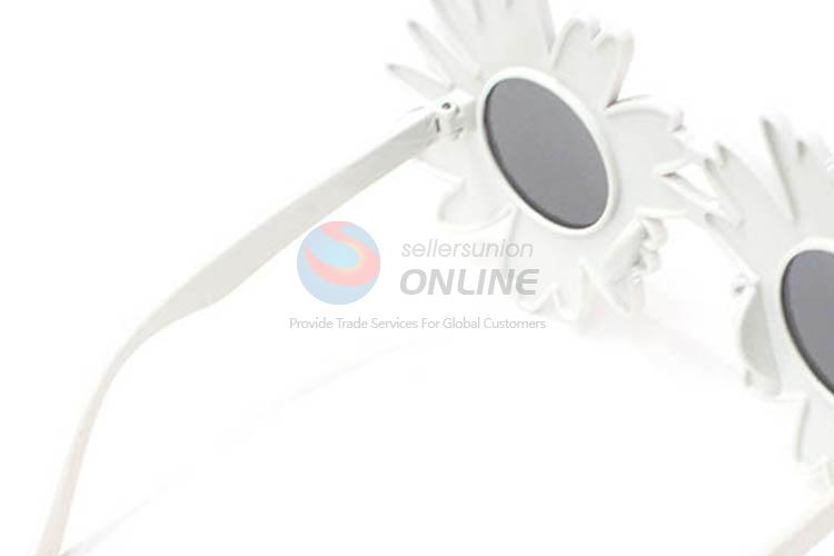 China Wholesale Sunflower Beach Party Decorations Funny Glasses