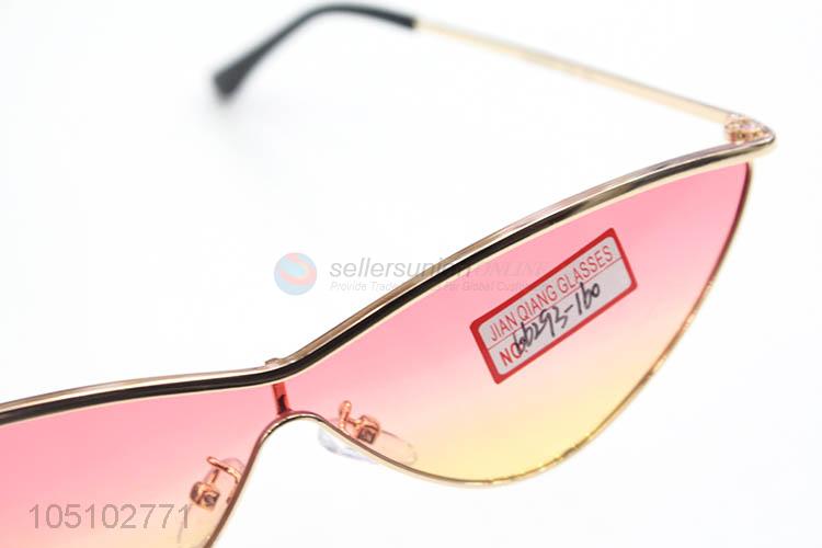 Promotional Item Women Gradient Eyewear Summer Sunglasses