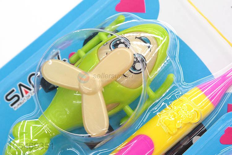 Factory Wholesale Children Toothbrush with A Plane Toy