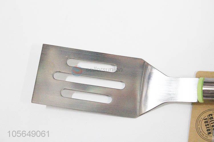 China Supply Stainless Steel Three Holes Shovel