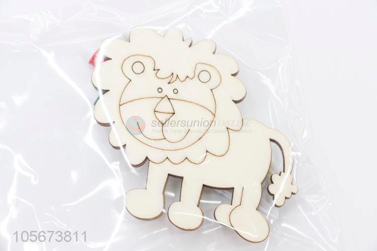 New Design Wooden Lion Shape DIY Graffiti Craft Kit