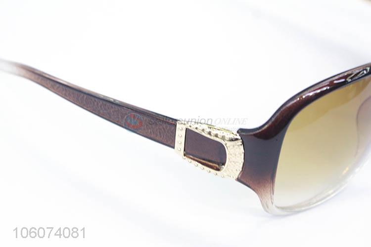 Promotional Wholesale Fashion Eyes Protect Sun Glasses