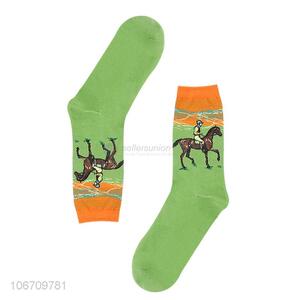 Factory Price Men Middle Tube Art Cotton Crew Socks