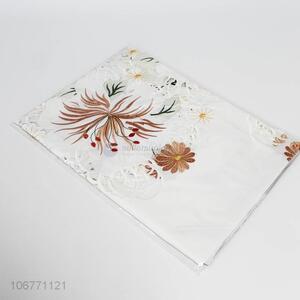 Promotional fancy luxury pierced embroidered table cloth