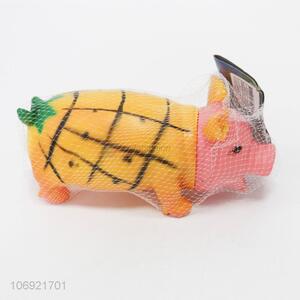 Creative design vinyl pineapple pig toy squeeze sound toy