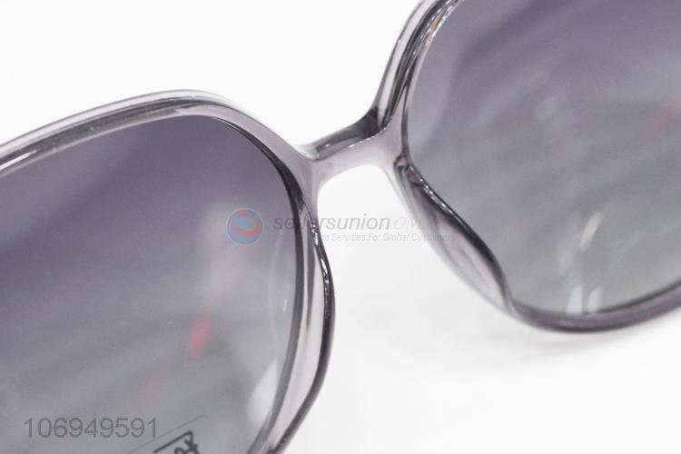 Wholesale price fashion custom logo uv400 sunglasses for adults