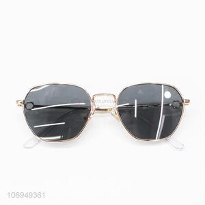 Latest style uv400 metal sunglasses fashion sun glasses