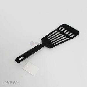 Wholesale cheap nylon kitchen leakage shovel