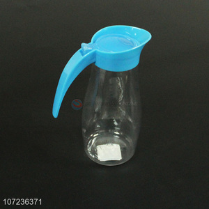 High quality kitchen plastic oil dispenser pot sauce pot