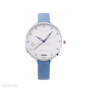 New Design Ladies Fashion Watch Modern Wrist Watch