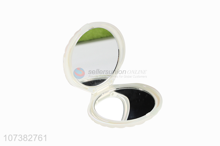 Creative design white seashell shape folding makeup mirror pocket mirror