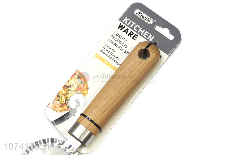 Good Quality Stainless Steel Pizza Cutter Wheel With Wooden Handle