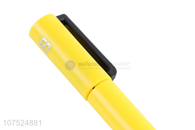 Good Price Plastic Gel Pen Fashion Black Pen Wholesale