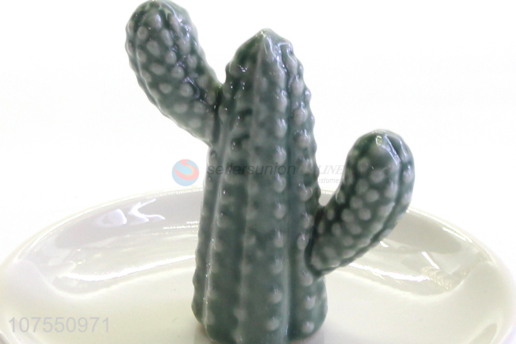 Factory Wholesale Luxury Jewelry Ring Holder Ceramic Plate With Cactus Decoration