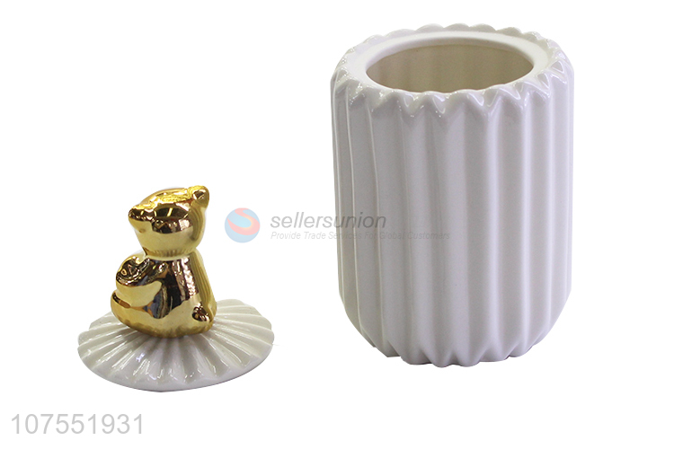 Hot Selling White Ceramic Storage Jar With Gold Bear Decoration Lid