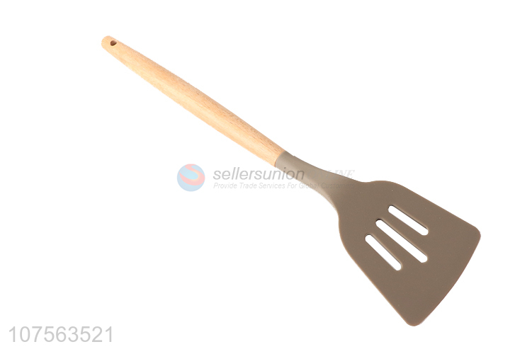 Hot sale wooden handle silicone slotted shovel kitchen cooking tools