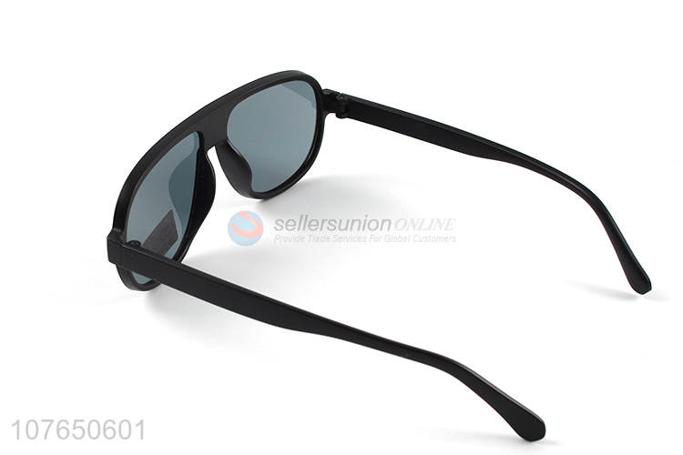 Good Price Cool Atmosphere Sunglasses Popular Outdoor Sun Glasses