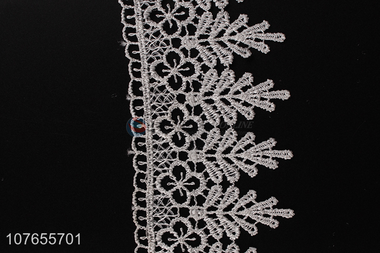 Cheap price top quality white delicate lace ribbon for clothes decoration