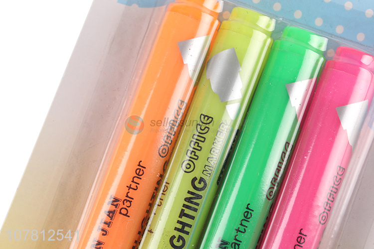 New Arrival 4 Pieces Fluorescent Pen Colored Highlighter Pen Set