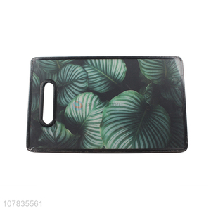 Good quality fashionable rectangular green leaf plastic cutting board