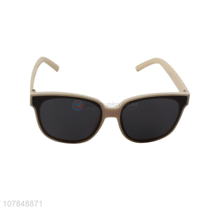 Good Sale Plastic Sunglasses Fashion Eyewear For Women