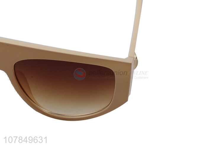 Leisure Street Shooting Sunglasses Fashion Eyeglasses