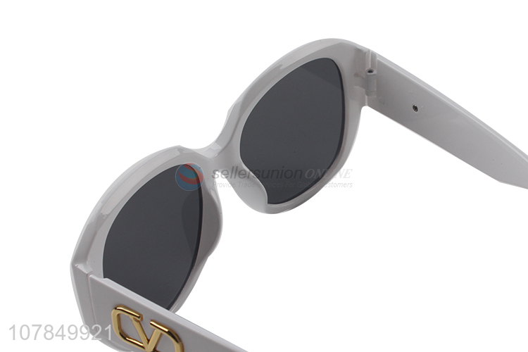 Good Price White Frame Sunglasses Fashion Eyeglasses