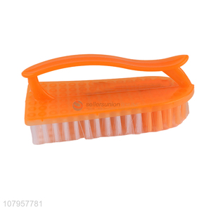 Hot popular orange plastic laundry brush universal hanging brush