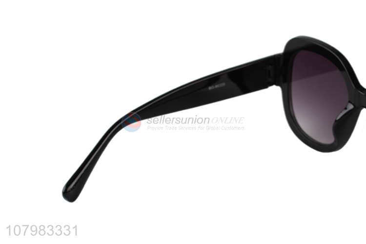 Best Sale Classic Sunglasses Black Sun Glasses Fashion Eyeglasses