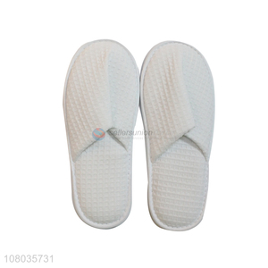 Low price wholesale white hotel disposable slippers