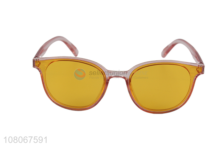 China supplier retro polarized lens plastic sunglasses for women