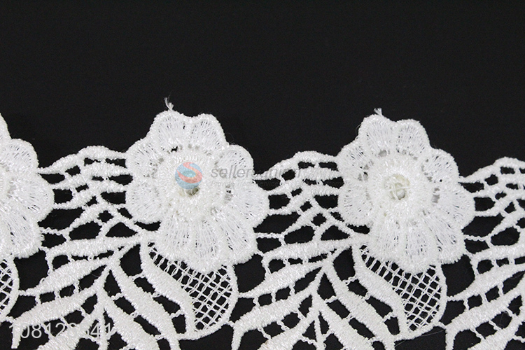 Low price white delicate garment decoration lace trim with pearl