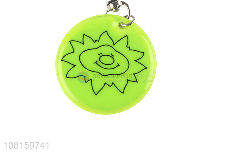 Good Price Round Luminous Pendant Reflective Keychain