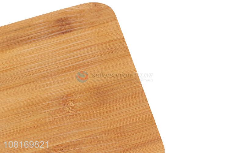 Factory wholesale bamboo hangable chopping blocks for kitchen