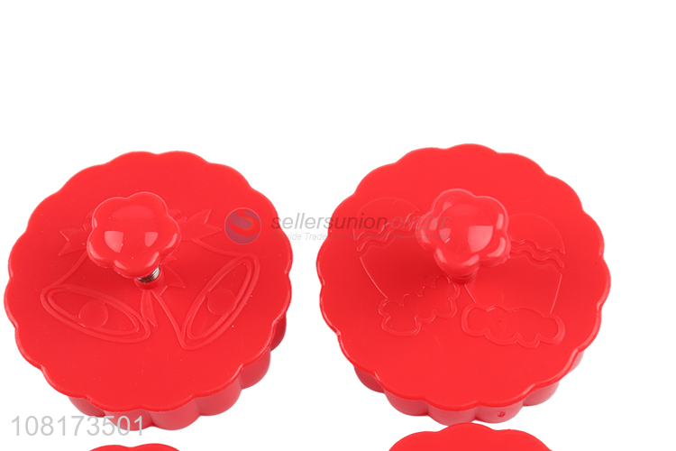 Hot Sale Christmas Series 4 Pieces Plastic Cookies Mould Set