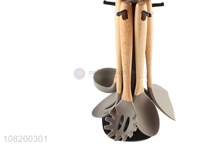 China yiwu wooden handle silicone utensils set for kitchen